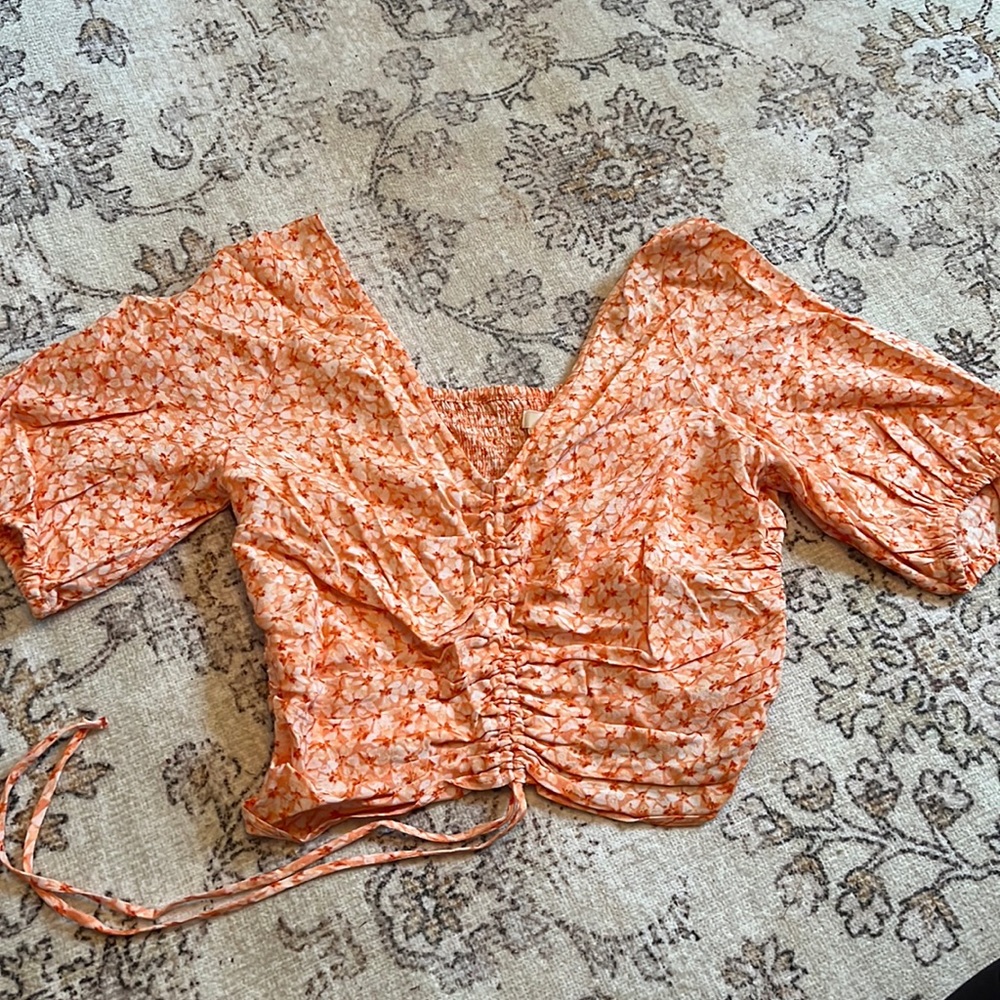 H&M floral crop